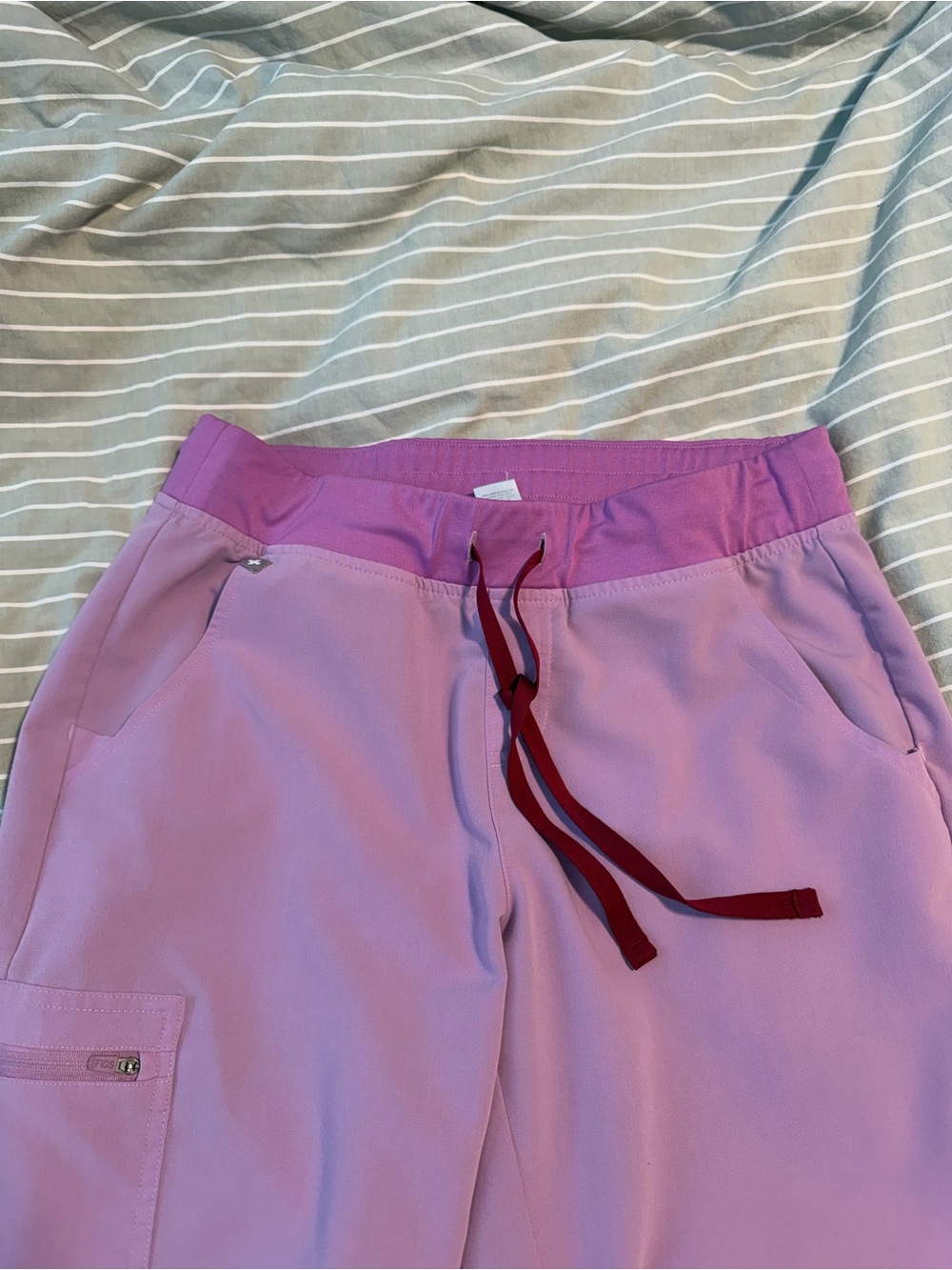 Figs light purple scrub set - Picture 4 of 11